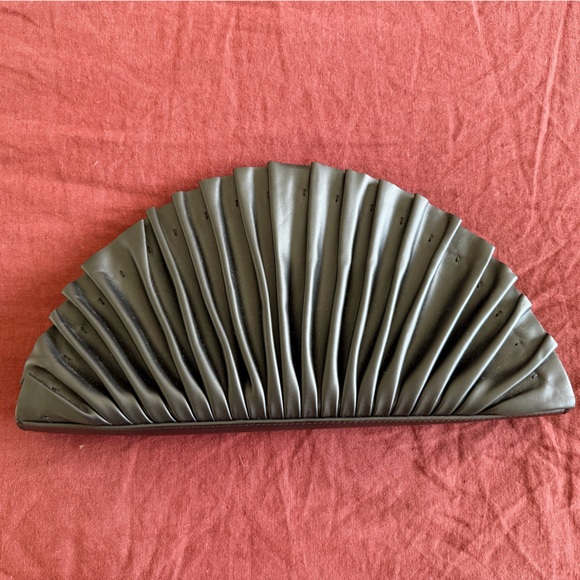Cult Gaia Black Pleated Nala Clutch - Picture 2 of 5